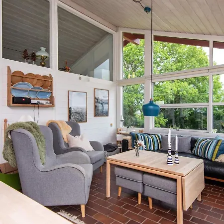 6 Person In Aabenraa-by Traum أبينرا
