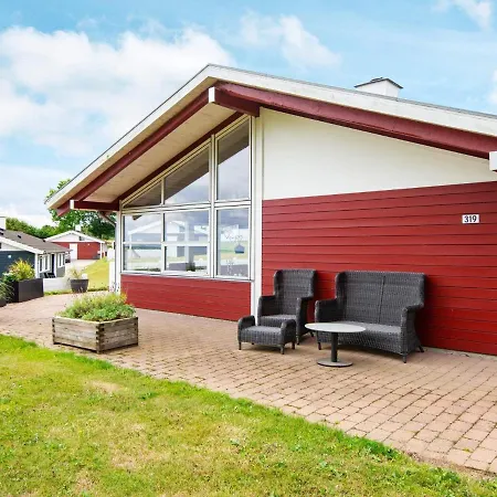 6 Person In Aabenraa-by Traum أبينرا